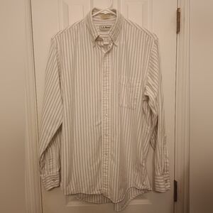 L.L. Bean Men's White and Blue Striped Button Collar Shirt 15 1/2 34 Shirt